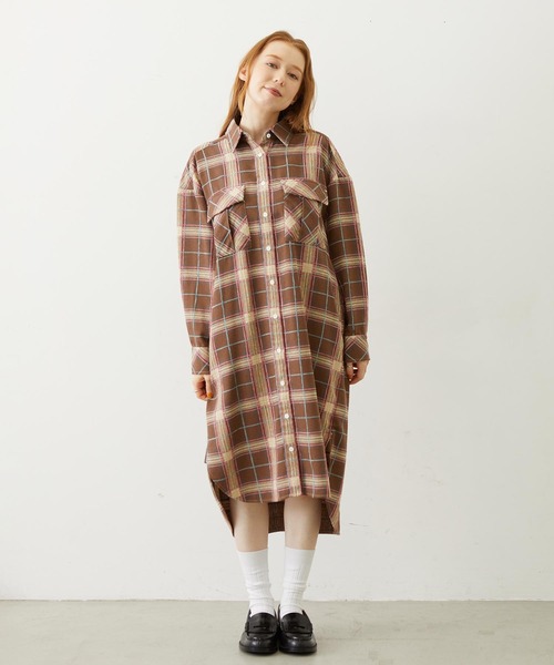 MILKFED.(ミルクフェド)の「LOGO PLAID SHIRT DRESS(ワンピース・レディース・ブルー/ブラウン/ブラック・M/S)」の15枚目の写真