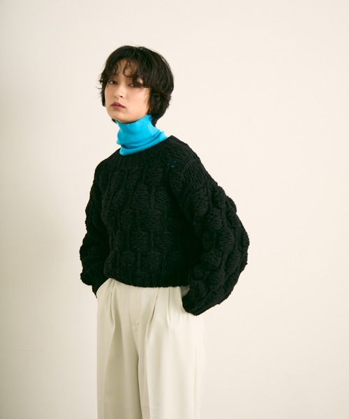 uchi.(ウチ)の「ケーブル編みニットプルオーバー(Tシャツ/カットソー・レディース・ブラック/グレー・FREE)」の4枚目の写真