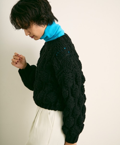 uchi.(ウチ)の「ケーブル編みニットプルオーバー(Tシャツ/カットソー・レディース・ブラック/グレー・FREE)」の5枚目の写真