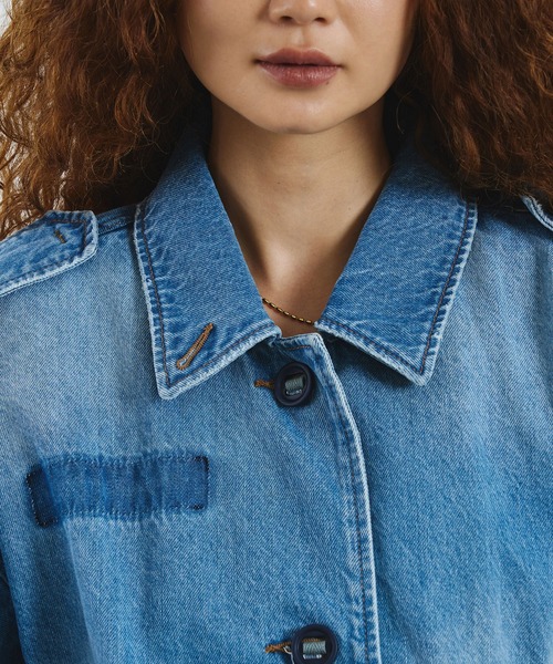 ROSE BUD(ローズバッド)の「mici/VOLUME SLEEVE DENIM JACKET(その他アウター・レディース・ライトインディゴブルー/ブラック・ONE SIZE)」の9枚目の写真