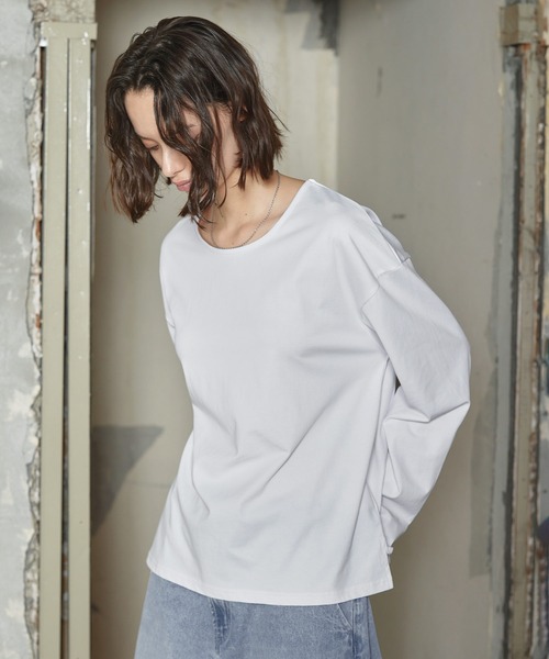ROCHEM（ローシェン）の「サイドスリットベーシックUネックロンT（Tシャツ/カットソー・メンズ・ベージュ/ブラック/ホワイト・XS/S/M/L）」の6枚目の写真