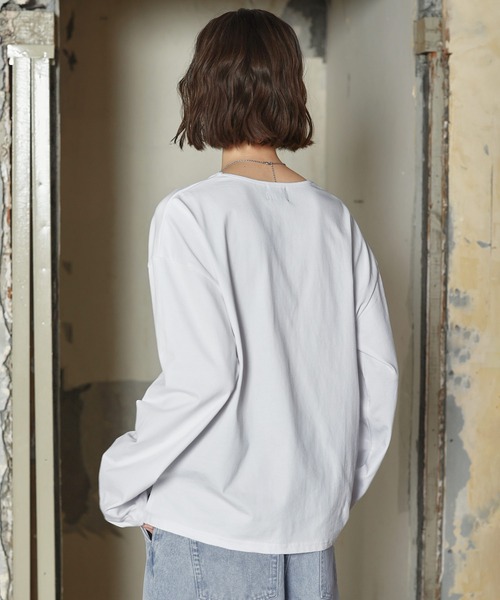 ROCHEM（ローシェン）の「サイドスリットベーシックUネックロンT（Tシャツ/カットソー・メンズ・ベージュ/ブラック/ホワイト・XS/S/M/L）」の8枚目の写真