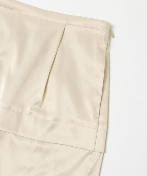 LAATO(ラート)の「glossy midi skirt(スカート・レディース・ライトカーキ/アイボリー・FREE)」の18枚目の写真