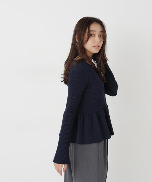NATURAL BEAUTY BASIC(ナチュラルビューティーベーシック)の「ペプラムカーディガン(カーディガン/ボレロ・レディース・ネイビー/チャコールグレー/ピンク・FREE)」の22枚目の写真
