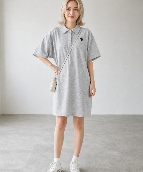 Belle Cie(ベルシー)の「ポロシャツワンピース 半袖 ポロ衿 ワンポイント刺繍 ゆったりオーバーサイズ ロング丈 アメカジ 韓国ファッション(ワンピース・レディース・グレー/グリーン/オフホワイト/ブラック・FREE)」の7枚目の写真