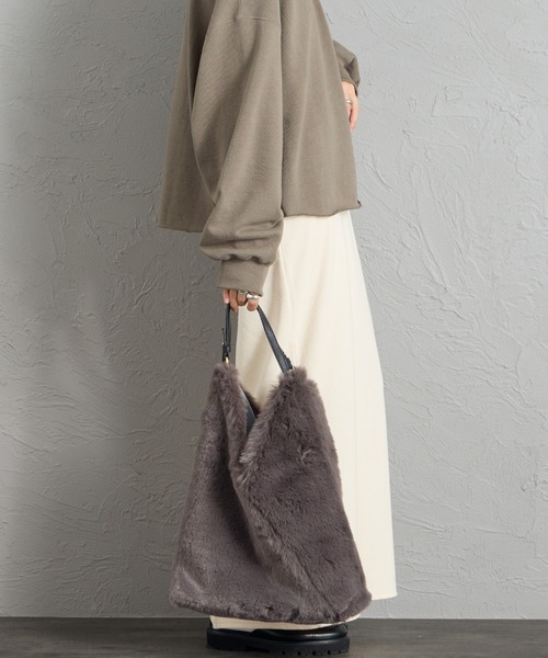 CACHELLIE（カシェリエ）の「[CACHELLIE/カシェリエ]  TRIANGLE ファートートバッグ（トートバッグ・レディース・ベージュ/グレー/ブラウン・ONE SIZE）」の4枚目の写真