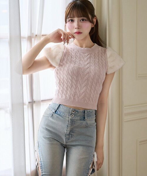Belle Charme(ベルシャルム)の「【Belle Charme】Fur Shoulder Cable Knit(ニット/セーター・レディース・ブラック/ベージュ/ピンク・FREE)」の22枚目の写真