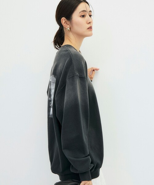 NOLLEY’S(ノーリーズ)の「【GULF COAST SPORTSWEAR/ガルフ コースト スポーツウェア】別注フォトプリントスウェット(スウェット・レディース・ネイビー/チャコールグレー/ベージュ・FREE)」の4枚目の写真