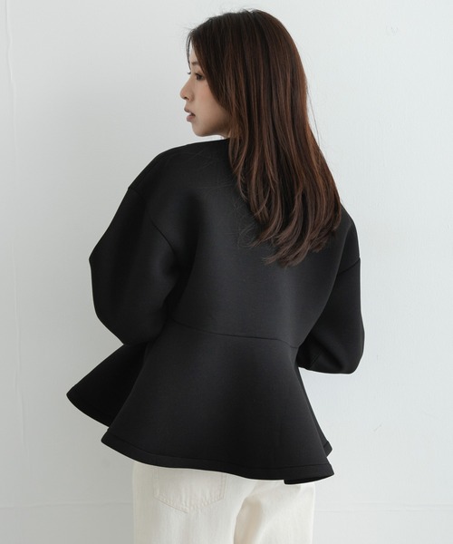 URBAN RESEARCH Sonny Label(アーバンリサーチサニーレーベル)の「『WEB限定』ダンボールペプラムブルゾン(ブルゾン・レディース・グレー/オフホワイト/ブラック・FREE)」の14枚目の写真