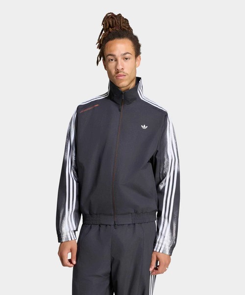 adidas(アディダス)の「ADILENIUM 6 トラックトップ / ジャージ / トラックジャケット / アディダスオリジナルス adidas Originals(ジャージ・メンズ・ブラック・3XL/XX-LARGE/X-SMALL/X-LARGE/SMALL/MEDIUM/LARGE)」の1枚目の写真