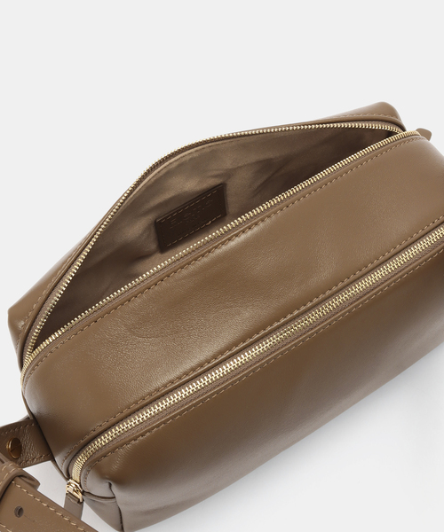 Elleme(エレメ)の「【Elleme/エレメ】2 ZIP BAG(ショルダーバッグ・レディース・キャメル・FREE)」の13枚目の写真