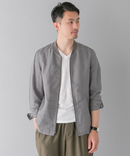 URBAN RESEARCH（アーバンリサーチ）の「UR リネンリヨセルナローリブブルゾン（ブルゾン・メンズ・カーキ/ブラック/ネイビー/グレー・MEDIUM/LARGE）」の3枚目の写真