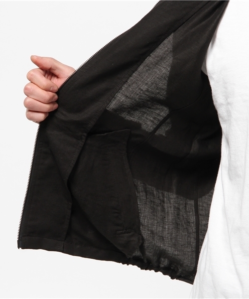 URBAN RESEARCH（アーバンリサーチ）の「UR リネンリヨセルナローリブブルゾン（ブルゾン・メンズ・カーキ/ブラック/ネイビー/グレー・MEDIUM/LARGE）」の10枚目の写真