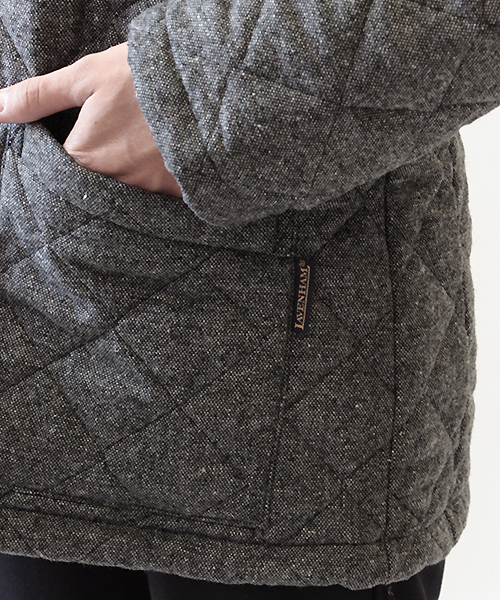 LAVENHAM（ラベンハム）の「LAVENHAM別注 HORHAM キルティングブルゾン（ブルゾン・メンズ・グレー・38/36/40）」の4枚目の写真