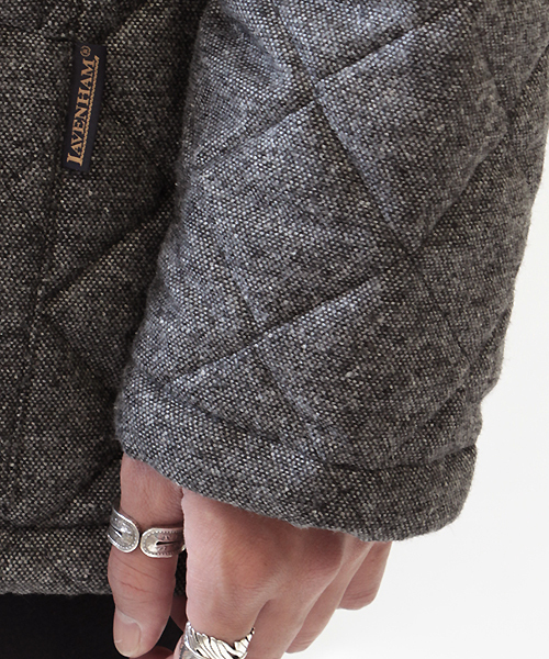 LAVENHAM（ラベンハム）の「LAVENHAM別注 HORHAM キルティングブルゾン（ブルゾン・メンズ・グレー・38/36/40）」の5枚目の写真