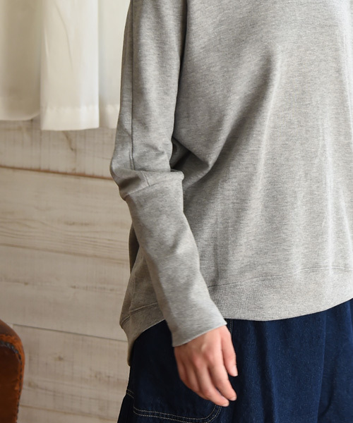 folklore（フォルクローレ）の「裏毛ドルマンプルオーバー/トップス（スウェット・レディース・グレー/ホワイト系その他/ボルドー/グリーン系その他/ネイビー/ブルー系その他・MEDIUM）」の17枚目の写真
