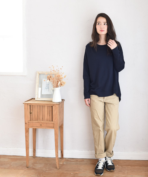 folklore（フォルクローレ）の「裏毛ドルマンプルオーバー/トップス（スウェット・レディース・グレー/ホワイト系その他/ボルドー/グリーン系その他/ネイビー/ブルー系その他・MEDIUM）」の9枚目の写真