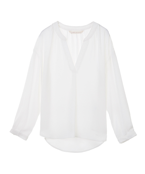 31 Sons de mode（トランテアン　ソン　ドゥ　モード）の「ノーカラーＶネックブラウス（シャツ/ブラウス・レディース・オフホワイト/ピンク/ブラック・36）」の2枚目の写真