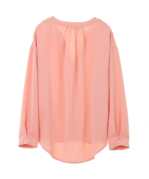 31 Sons de mode（トランテアン　ソン　ドゥ　モード）の「ノーカラーＶネックブラウス（シャツ/ブラウス・レディース・オフホワイト/ピンク/ブラック・36）」の11枚目の写真