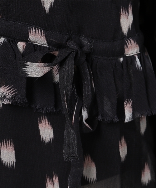 ALLSAINTS（オールセインツ）の「【本日セール終了】DEIRDRE RUFFLE SHIRT（シャツ/ブラウス・レディース・ブラック/ピンク・LARGE/SMALL/X-SMALL/MEDIUM）」の11枚目の写真