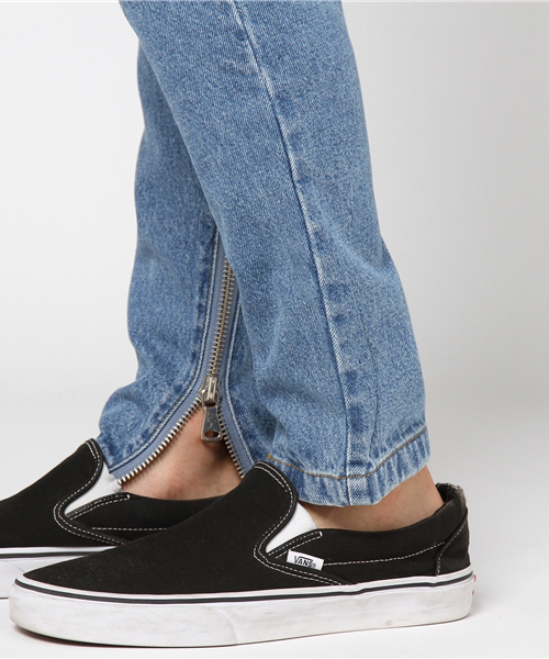 WEGO（ウィゴー）の「WEGO/サイドジップデニムイージーパンツ（デニムパンツ・メンズ・インディゴブルー・LARGE/MEDIUM）」の7枚目の写真