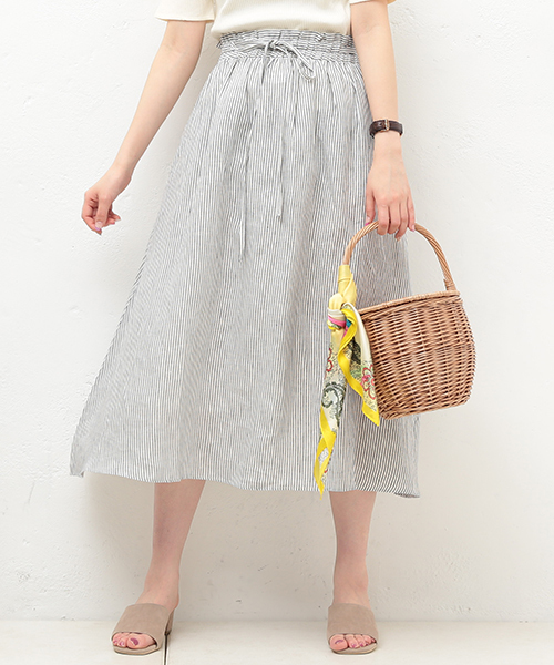 natural couture(ナチュラルクチュール)の「リネンロングスカート(スカート・レディース・ストライプ/ピンク/ブラック/ブルー/レモンイエロー・FREE)」の5枚目の写真