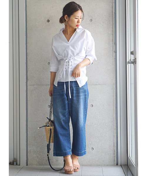 laboratory work（ラボラトリーワーク）の「＜一枚でサマになる！＞レースアップシャツ（シャツ/ブラウス・レディース・サックスブルー/オフホワイト/ブラック・MEDIUM）」の4枚目の写真