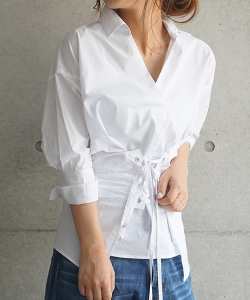 laboratory work（ラボラトリーワーク）の「＜一枚でサマになる！＞レースアップシャツ（シャツ/ブラウス・レディース・サックスブルー/オフホワイト/ブラック・MEDIUM）」の9枚目の写真