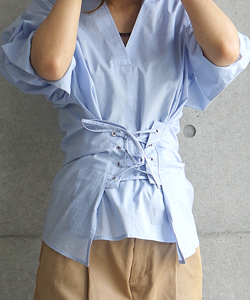 laboratory work（ラボラトリーワーク）の「＜一枚でサマになる！＞レースアップシャツ（シャツ/ブラウス・レディース・サックスブルー/オフホワイト/ブラック・MEDIUM）」の13枚目の写真