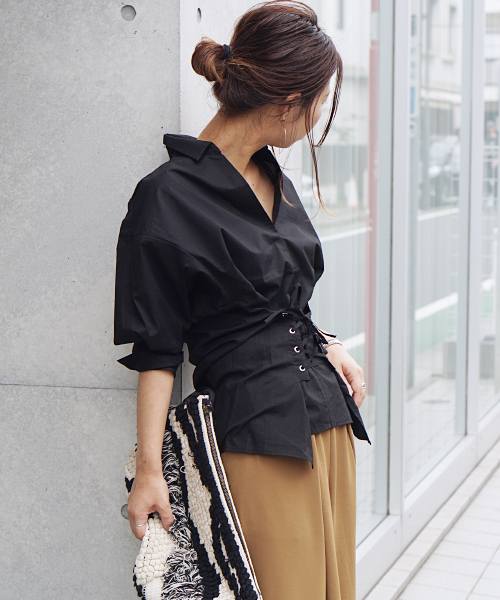 laboratory work（ラボラトリーワーク）の「＜一枚でサマになる！＞レースアップシャツ（シャツ/ブラウス・レディース・サックスブルー/オフホワイト/ブラック・MEDIUM）」の18枚目の写真