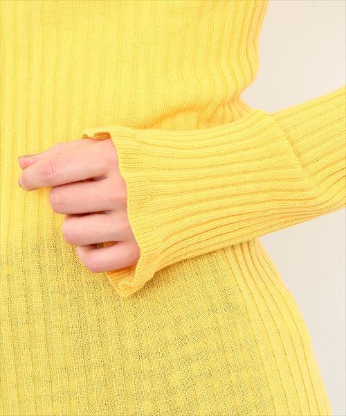 ADAM ET ROPE'（アダムエロペ）の「ウォッシャブルウールタートルリブプルオーバー（ニット/セーター・レディース・ベージュ/ブルー系その他/パープル/イエロー・FREE）」の18枚目の写真