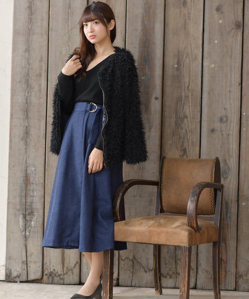 rps（アールピーエス）の「ハーフミラノＶネックニットプルオーバー（ニット/セーター・レディース・チャコールグレー/杢グレー/グレイッシュベージュ/ダークグリーン/ブラック/マスタード/ピンク・M）」の18枚目の写真