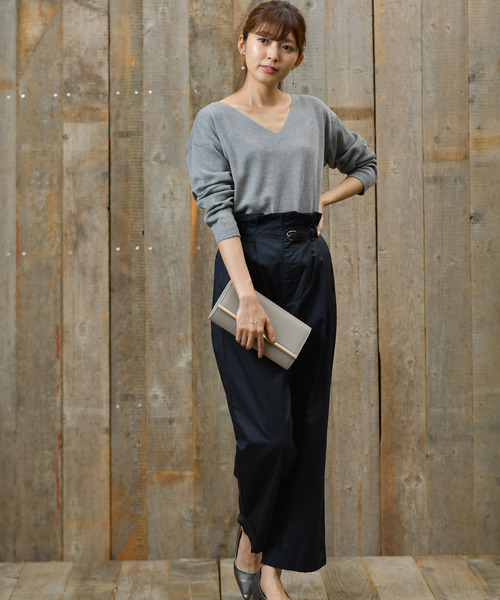 rps（アールピーエス）の「ハーフミラノＶネックニットプルオーバー（ニット/セーター・レディース・チャコールグレー/杢グレー/グレイッシュベージュ/ダークグリーン/ブラック/マスタード/ピンク・M）」の8枚目の写真