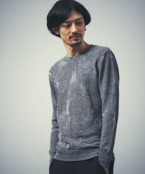 5351 POUR LES HOMMES(ゴーサンゴーイチプールオム)の「ストーンウォッシュニット(ニット/セーター・メンズ・インディゴブルー/ピンク/ブラック・44/46/48)」の2枚目の写真
