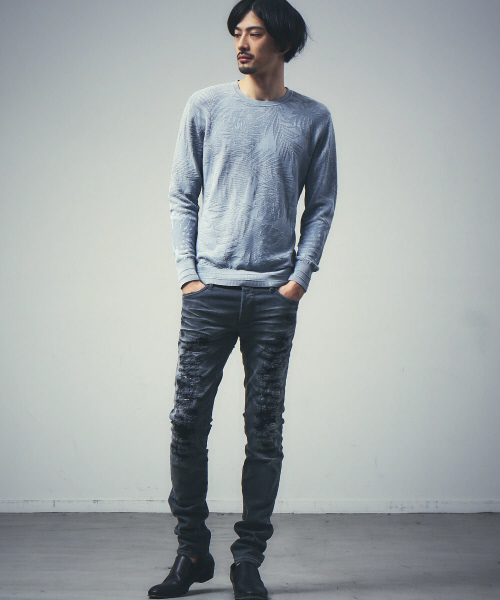 5351 POUR LES HOMMES(ゴーサンゴーイチプールオム)の「ストーンウォッシュニット(ニット/セーター・メンズ・インディゴブルー/ピンク/ブラック・44/46/48)」の7枚目の写真