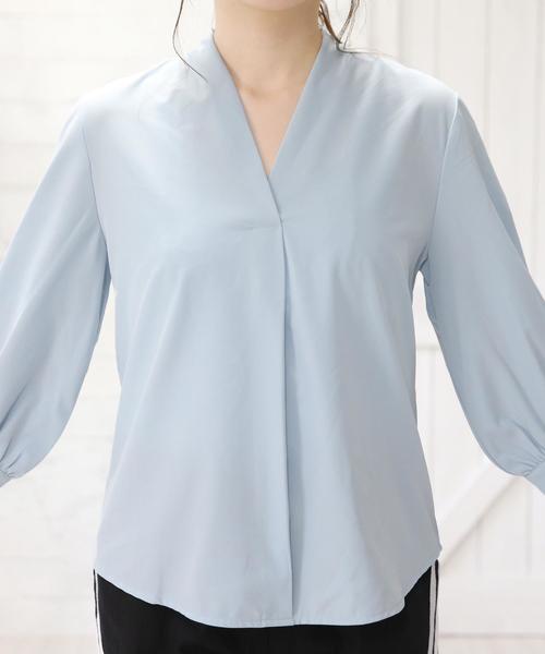 Girly Doll（ガーリードール）の「ブラウス　Vネックプルオーバー（シャツ/ブラウス・レディース・ライトブルー/ブラック/ベージュ/オフホワイト・M/L）」の5枚目の写真