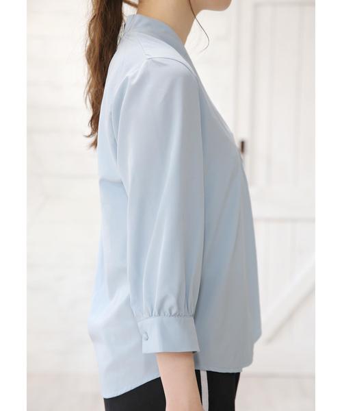 Girly Doll（ガーリードール）の「ブラウス　Vネックプルオーバー（シャツ/ブラウス・レディース・ライトブルー/ブラック/ベージュ/オフホワイト・M/L）」の6枚目の写真