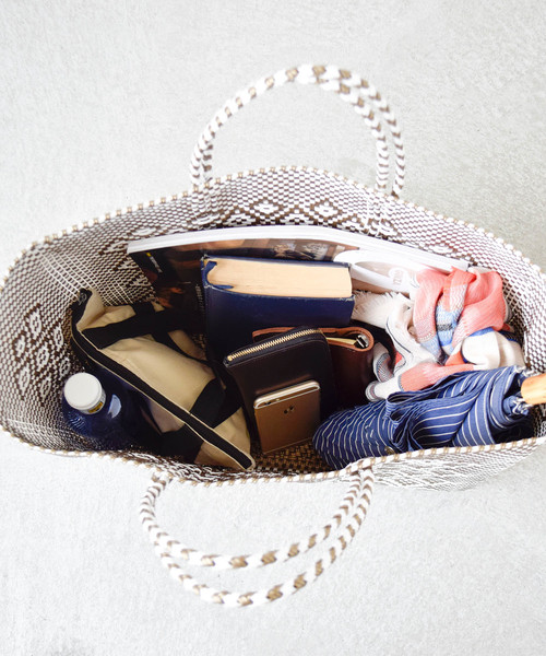 Letra（レトラ）の「「Letra / レトラ」メルカドバッグ“BASIC SERIES”L rombo-L（かごバッグ・レディース・ブラック×ホワイト/ブラック×ゴールド/シルバー系その他/ゴールド/ホワイト×ネイビー/ホワイト×レッド/ブラック/レッド/ボルドー/シルバー/ホワイト/ネイビー/ゴールド系その他・FREE）」の18枚目の写真