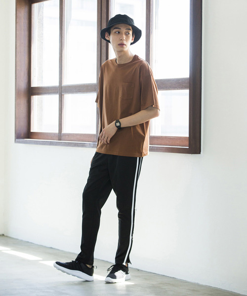 WEGO（ウィゴー）の「WEGO/カラービッグシルエットポケットTシャツ（Tシャツ/カットソー・メンズ・ダークグリーン/ホワイト/ブラウン/ブラック/ネイビー/ワイン・LARGE/SMALL/MEDIUM）」の16枚目の写真