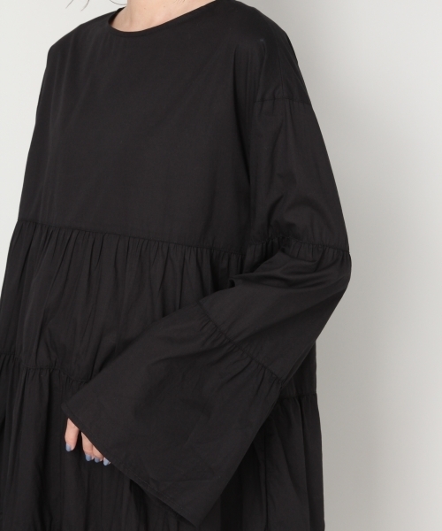 LOWRYS FARM（ローリーズファーム）の「ティアードワンピース　807102（ワンピース・レディース・ブラック/レッド・LARGE/MEDIUM）」の11枚目の写真