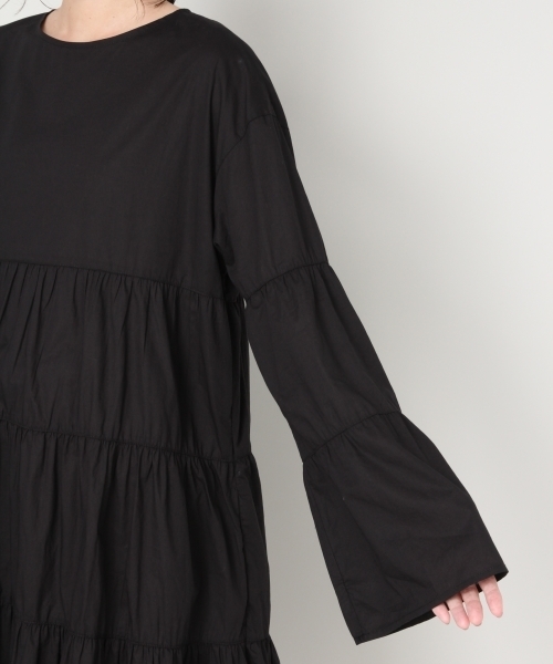 LOWRYS FARM（ローリーズファーム）の「ティアードワンピース　807102（ワンピース・レディース・ブラック/レッド・LARGE/MEDIUM）」の10枚目の写真