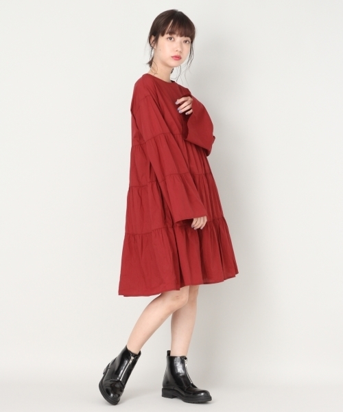 LOWRYS FARM（ローリーズファーム）の「ティアードワンピース　807102（ワンピース・レディース・ブラック/レッド・LARGE/MEDIUM）」の5枚目の写真