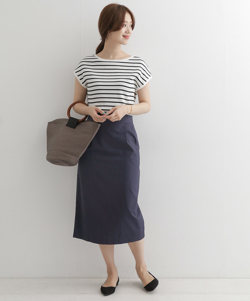 URBAN RESEARCH DOORS（アーバンリサーチドアーズ）の「ワンウォッシュタックストレートスカート∴（スカート・レディース・ベージュ/ネイビー・38/36）」の5枚目の写真