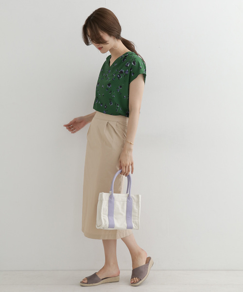 URBAN RESEARCH DOORS（アーバンリサーチドアーズ）の「ワンウォッシュタックストレートスカート∴（スカート・レディース・ベージュ/ネイビー・38/36）」の10枚目の写真