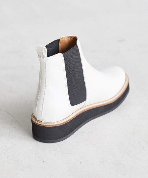 ADAM ET ROPE'（アダムエロペ）の「厚底サイドゴアブーツ（ブーツ・レディース・ホワイト/ブラック・38/39/36/37）」の8枚目の写真