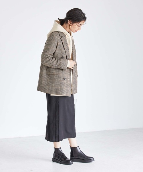 ADAM ET ROPE'（アダムエロペ）の「厚底サイドゴアブーツ（ブーツ・レディース・ホワイト/ブラック・38/39/36/37）」の13枚目の写真