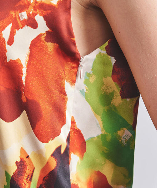 AEWEN MATOPH（イウエン マトフ）の「＜AEWEN MATOPH（イウエン マトフ）＞ フラワープリント ワンピース（ワンピース・レディース・ネイビー/ベージュ・38/36）」の7枚目の写真