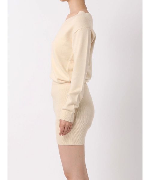 GYDA（ジェイダ）の「Vネックタイトニットワンピース（ワンピース・レディース・カーキ/ブラック/アイボリー・FREE）」の5枚目の写真