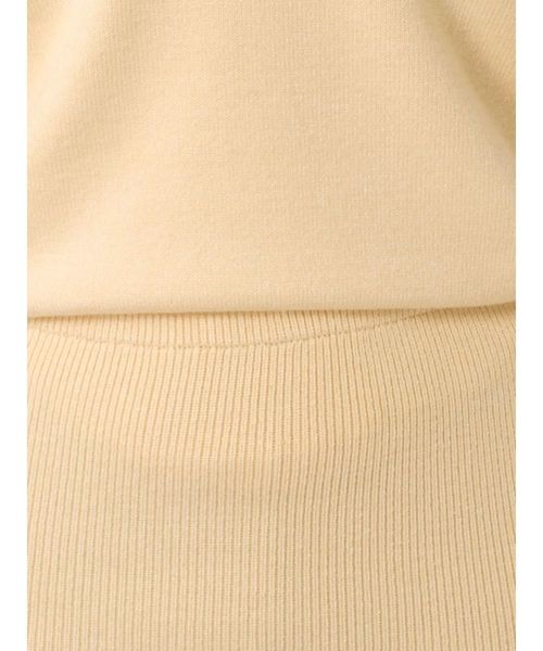 GYDA（ジェイダ）の「Vネックタイトニットワンピース（ワンピース・レディース・カーキ/ブラック/アイボリー・FREE）」の12枚目の写真