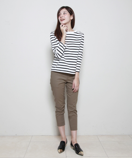 MID by MIDWEST（ミッド バイ ミッドウエスト）の「MID by MIDWEST ９分袖ボーダーカットソー（Tシャツ/カットソー・レディース・ホワイト/ネイビー・FREE）」の11枚目の写真